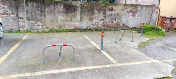 Foto affittasi posti auto scoperti zona Ospedale
