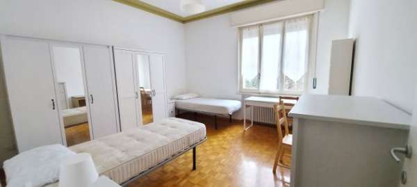 Foto affittasi stanza doppia ristrutturata zona Ospedale