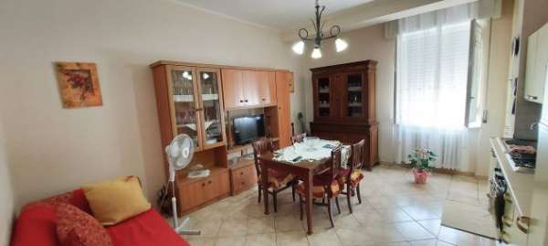 Foto affittasi trilocale ZONA OSPEDALE