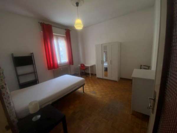Foto affittasi trilocale zona ospedale 2 stanze