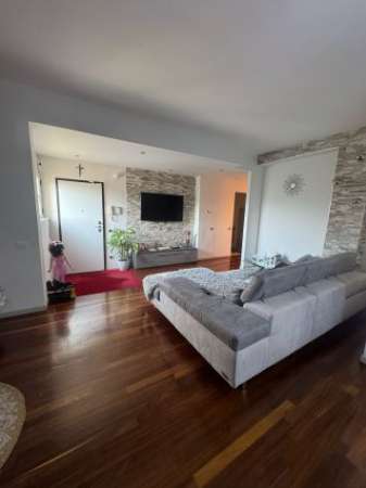 Foto Affitto appartamento a Mozzo