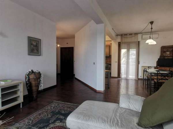 Foto Affitto Appartamento da 120 mq  in VIA DONIZETTI