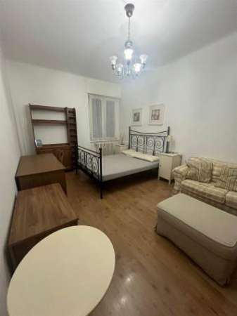 Foto Affitto Appartamento da 50 mq  in VIA BENEDETTO CROCE