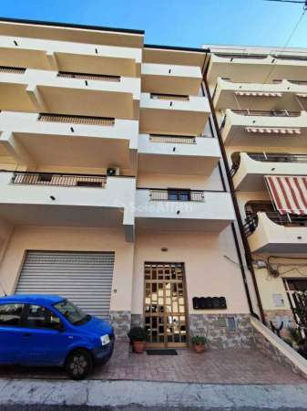 Foto Affitto appartamento Eremo Condera Diramazione Postorino 59 Reggio di Calabria (RC)