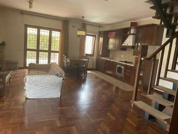 Foto AFFITTO APPARTAMENTO SU 2 LIVELLI �950