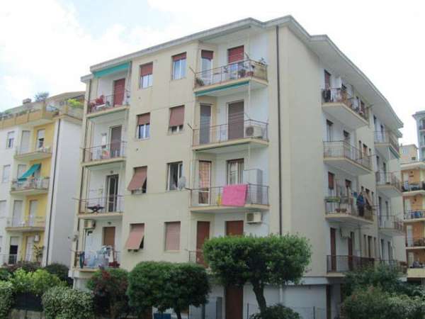Foto Affitto appartamento Via Trieste Arenzano (GE)