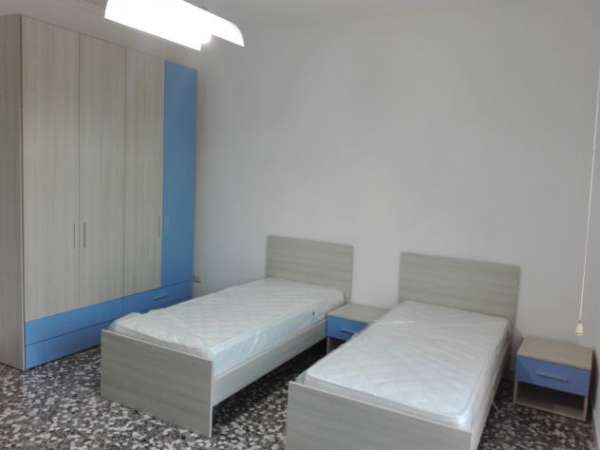Foto AFFITTO CAMERA DOPPIA A SINGOLA STUDENTESSA