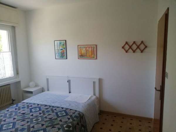 Foto Affitto camera singola con bagno privato
