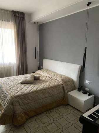 Foto Affitto camera singola per sole donne a Peschiera Borromeo (zona San Bovio)