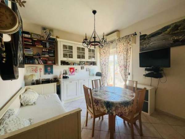 Foto Affitto in Via Giacomo Leopardi, Napoli