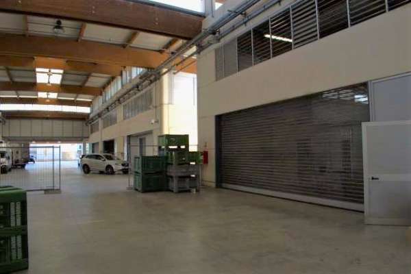 Foto AFFITTO MAGAZZINO 184 MQ