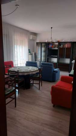 Foto affitto posto letto a universitaria