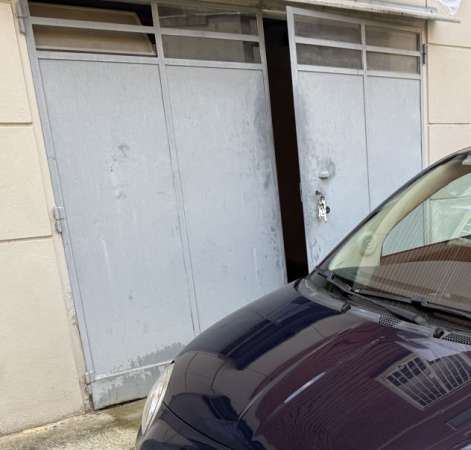 Foto Affitto posto moto/scooter in garage privato Via Vermena