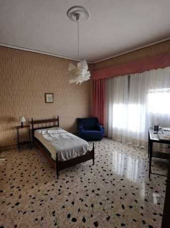 Foto Affitto stanza per studenti o lavoratori