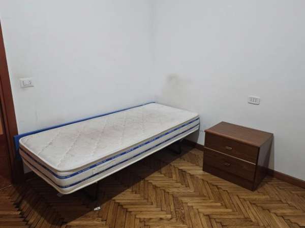 Foto Affitto tre camere zona Ferro di cavallo