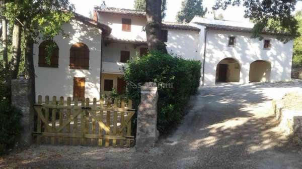 Foto Affitto villa singola Via Roma 12 Bagno a Ripoli (FI)