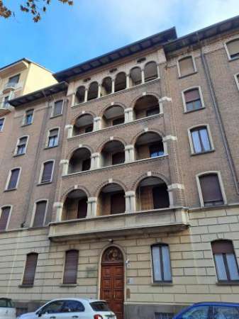 Foto Affitto zona Cit Turin pressi Metropolitana uso ufficio