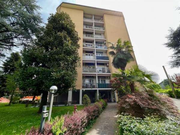 Foto AGRATE BRIANZA OTTIMO 2 LOCALI RISTRUTTURATO E ARREDATO