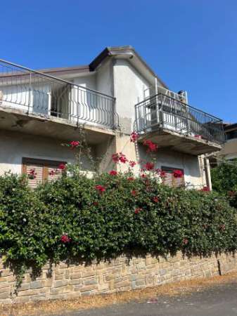 Foto Agropoli-zona porto appartamento mansardato con ingresso indipendente