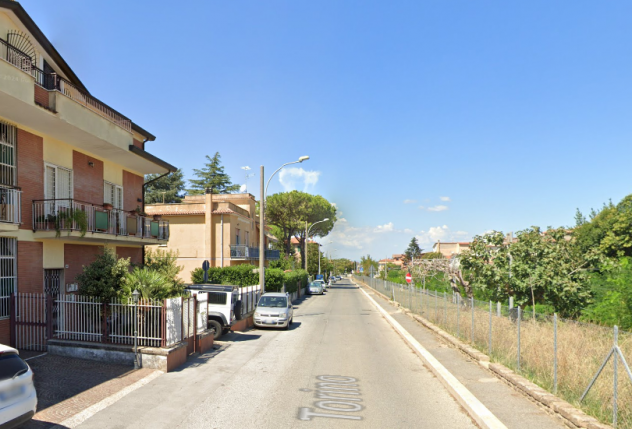 Foto ALBANO LAZIALE  BILOCALE CON BALCONE