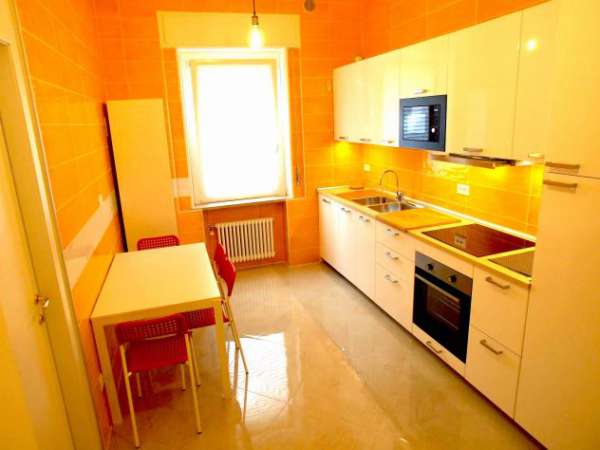 Foto ALL INCLUSIVE - PER RAGAZZE - ZONA CITTADELLA