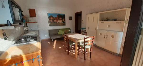 Foto ALMESE CENTRO AFFITTASI BILOCALE ARREDATO