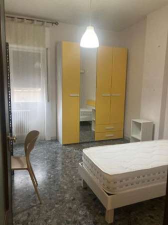 Foto AMPIA STANZA SINGOLA VIA L. RICCHIONI BARI