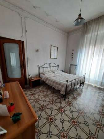 Foto AMPIA STANZA USO SINGOLA