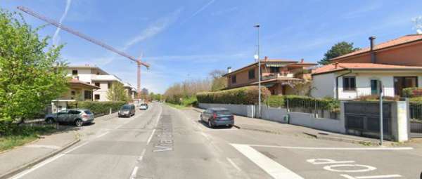 Foto AMPIO  MODERNO bilocale 70mq nel comune di Carate Brianza
