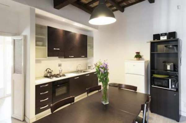 Foto Ampio appartamento con 3 camere da letto in Trastevere