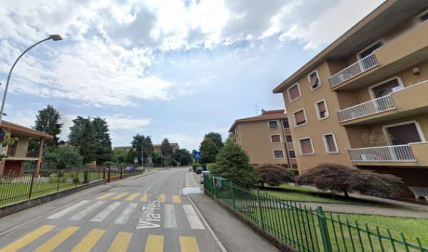 Foto AMPIO BILOCALE AD ARCORE CON GARAGE E TERRAZZO