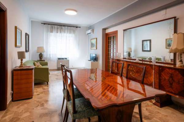 Foto Ampio bilocale con cucina abitabile Via Francesco Sicuro