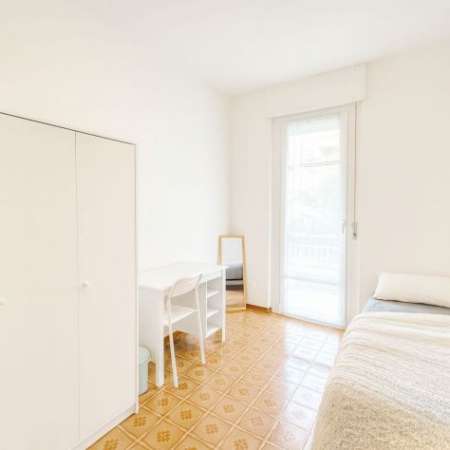 Foto Ampio e Confortevole Appartamento Arredato in Affitto!