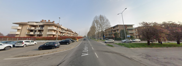 Foto Ampio MONOLOCALE con BALCONE e CANTINA