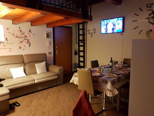 Foto Ampio Monolocale con soppalco, classe e confort