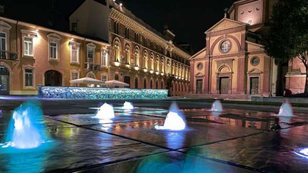 Foto AMPIO MONOLOCALE DI 48 MQ CON CANTINA E POSTO AUTO-LEGNANO