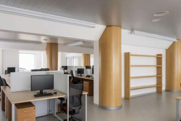 Foto Ampio ufficio di 354mq con oltre 10 posti auto