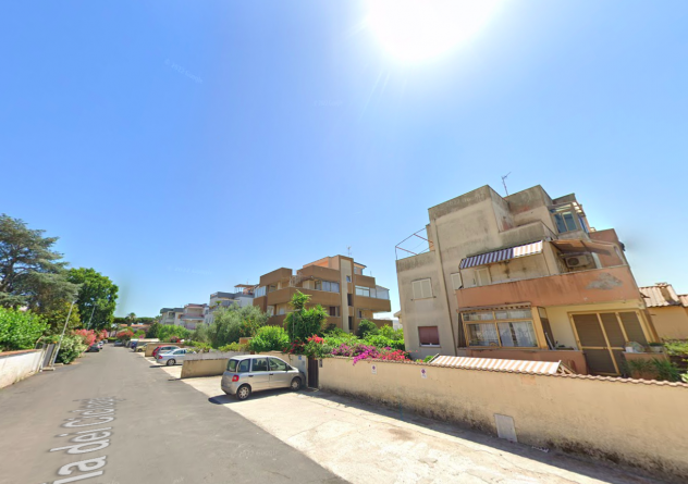 Foto ANZIO BILOCALE CON GIARDINO E POSTO AUTO