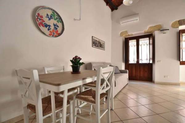 Foto Apartment in Via Napoli, Cagliari for 80 m with 2 bedrooms