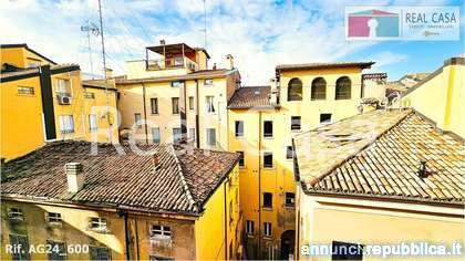 Foto Appartamenti Modena Centro storico cucina: Abitabile,