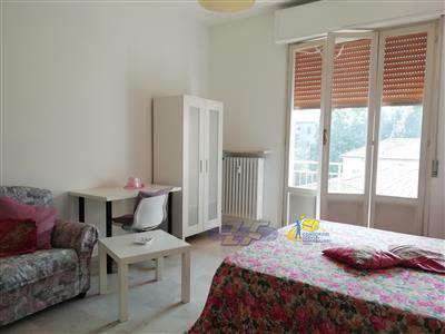 Foto Appartamento - 3 camere a Parma