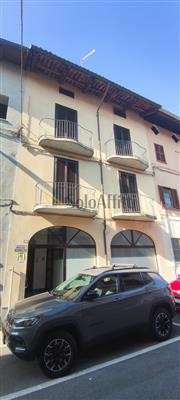 Foto Appartamento - 6 locali a Strambino