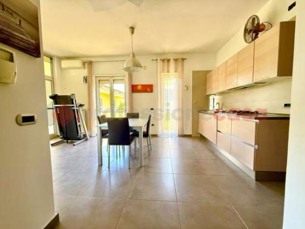 Foto Appartamento - Acerra . Rif.: Cod. rif 3235566ARG