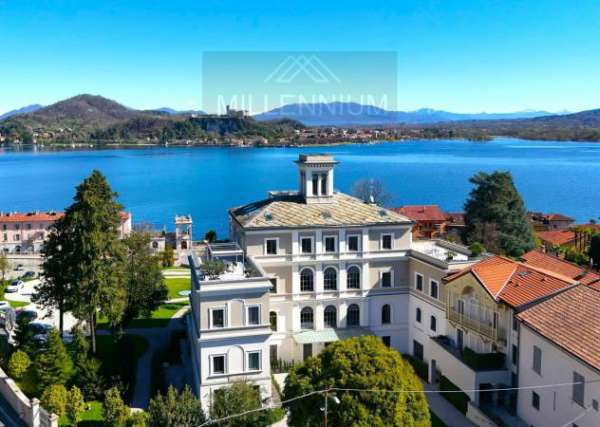 Foto Appartamento - Arona . Rif.: canton5