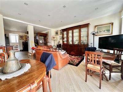 Foto Appartamento - Attico a Libert�, Bari