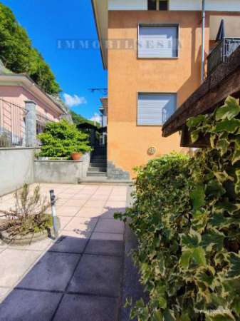 Foto Appartamento - Borgosesia . Rif.: 10742-a