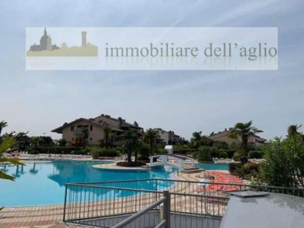 Foto Appartamento - Desenzano del Garda . Rif.: AF15