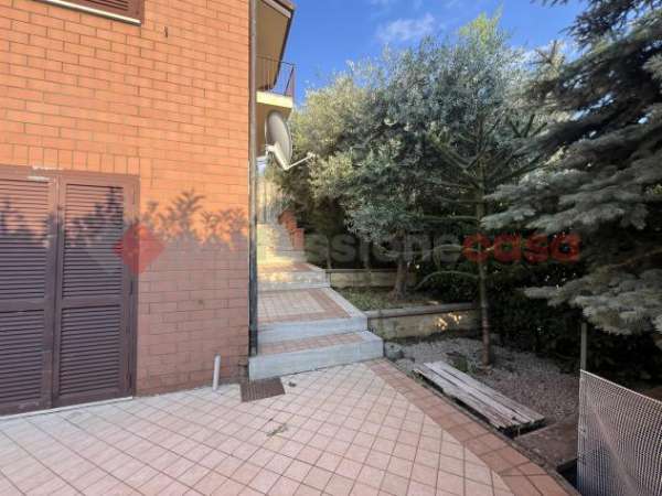 Foto Appartamento - Fiuggi . Rif.: Cod. rif 3254830ARG