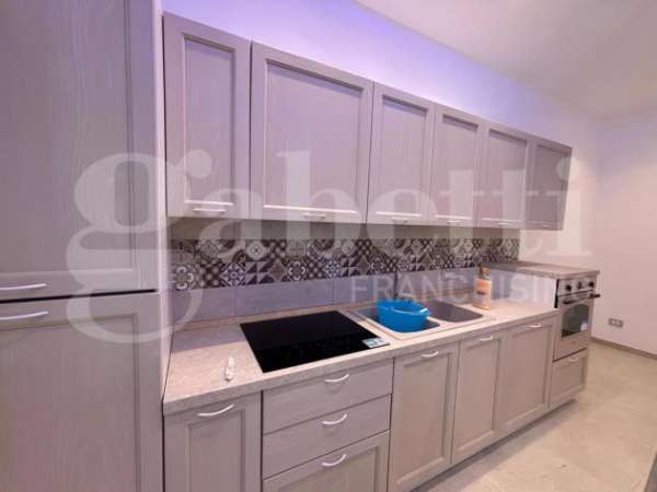 Foto Appartamento - Napoli . Rif.: Cod. rif 3237317ARG
