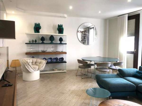 Foto Appartamento - Palermo . Rif.: Cod. rif GST115ARG